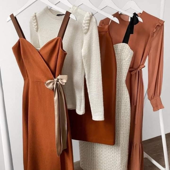 Meet your Posher, Jnextdoor_xoxo - Picture 2 of 2